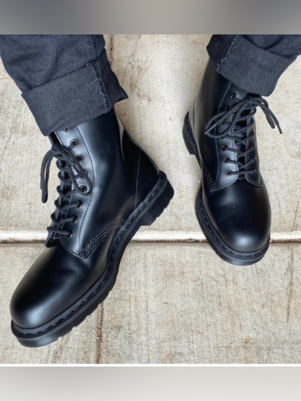 DR. MARTENS 1460 Mono Boots 
Lace-Up Moto Black Unisex W-12, M-11 MSRP $180 NWT